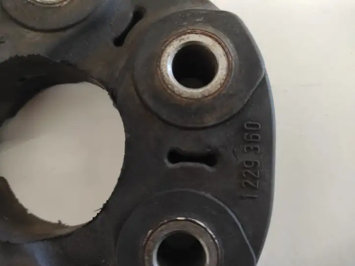 BMW X3 E83 (2003 - 2010)  1229360 Демпфер кардана