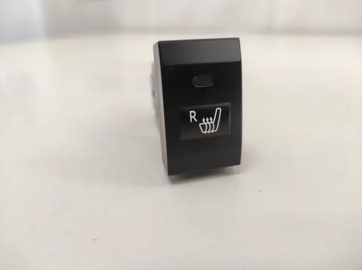 Kia Sorento (2002 - 2006)   Включатель обогрева