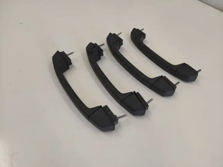 BMW X3 E83 (2003 - 2010) 201222012 Потолочная ручка передняя — фото 3