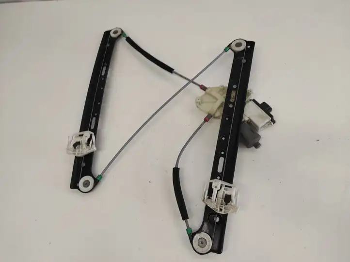 BMW X3 E83 (2003 - 2010)  S007083006 Передний комплект электрического механизма для подъема окна