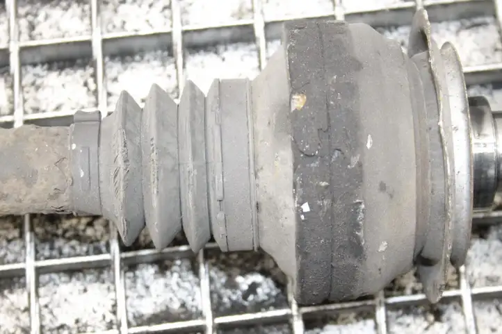 Mercedes-Benz C W204 (2007 - 2014) Задняя полуось — фото 6