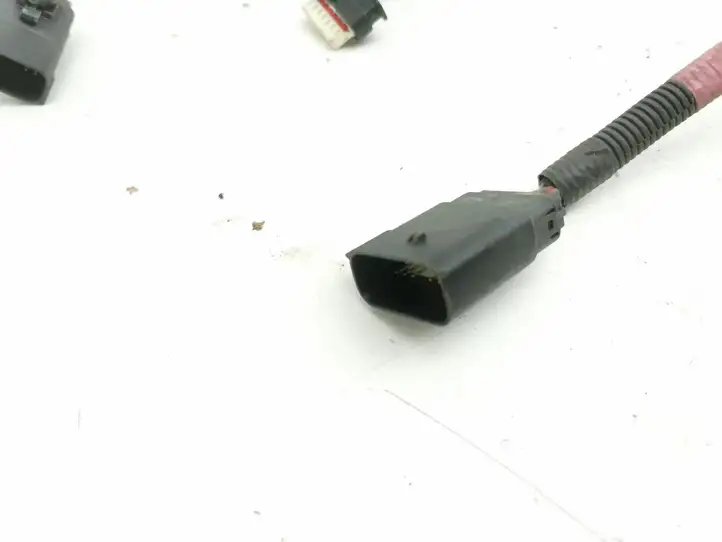 Tesla Model 3 (2017 - 2023)  256796100B Проводка вентилятора охлаждения