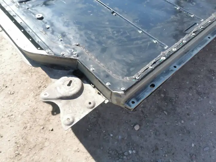 Tesla Model S (2012 - 2016) 108881501B Корпус аккумуляторной батареи — фото 11