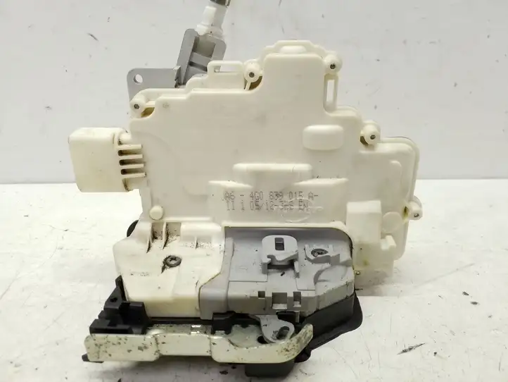 Audi A6 (2011 - 2014)  4G0839015A Замок задней двери