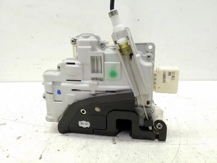 Audi A6 (2011 - 2014)  4G0839015A Замок задней двери