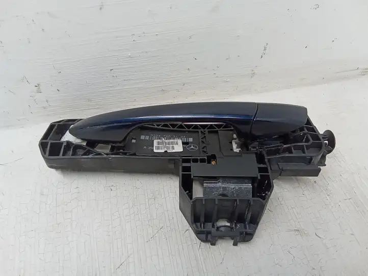 Mercedes-Benz C W204 (2007 - 2014)  A2047602134 Наружная ручка