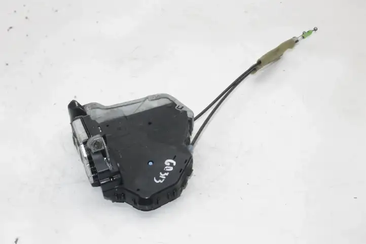 Toyota Prius+ (ZVW40) (2011 - 2018) Замок задней двери — фото 1