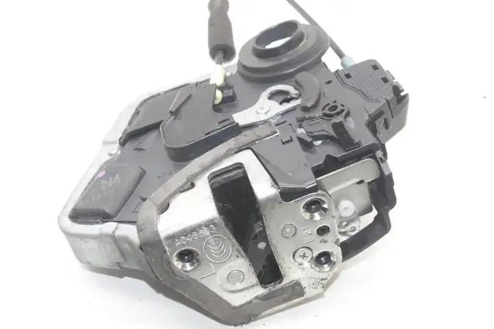 Toyota Prius+ (ZVW40) (2011 - 2018) Замок задней двери — фото 4