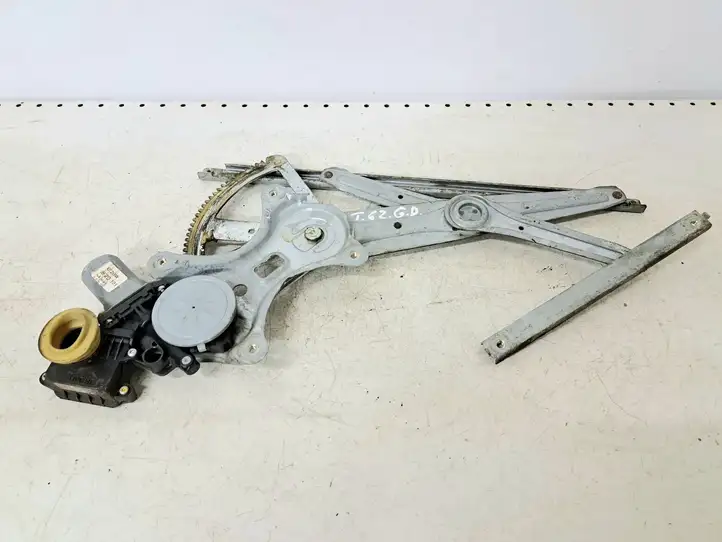 Toyota Corolla Verso AR10 (2004 - 2009) Стеклоподъемник передней двери (комплект) — фото 1