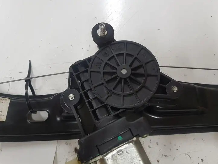 BMW 3 F30 F35 F31 (2012 - 2018)  7351050 Передний комплект электрического механизма для подъема окна