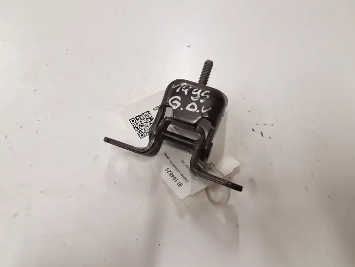 Mazda 6. (2005 - 2007)   Верхняя петля задней двери