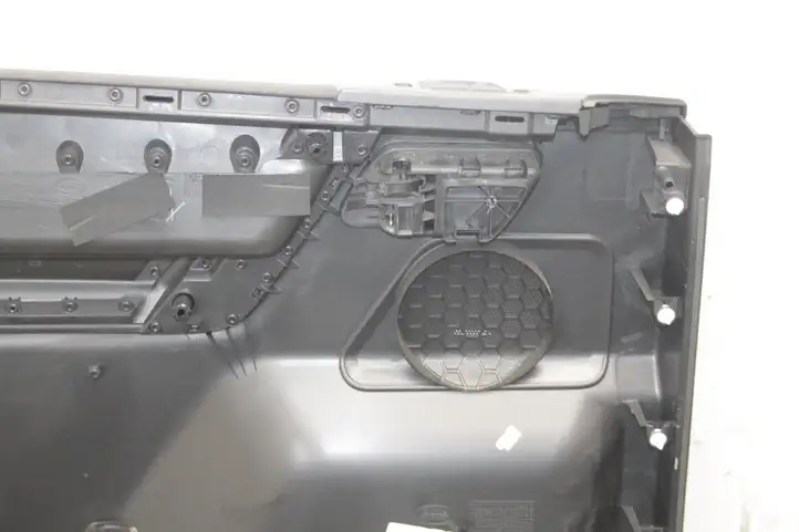 Land Rover Freelander 2 - LR2 (2006 - 2010) Обшивка передней двери — фото 12