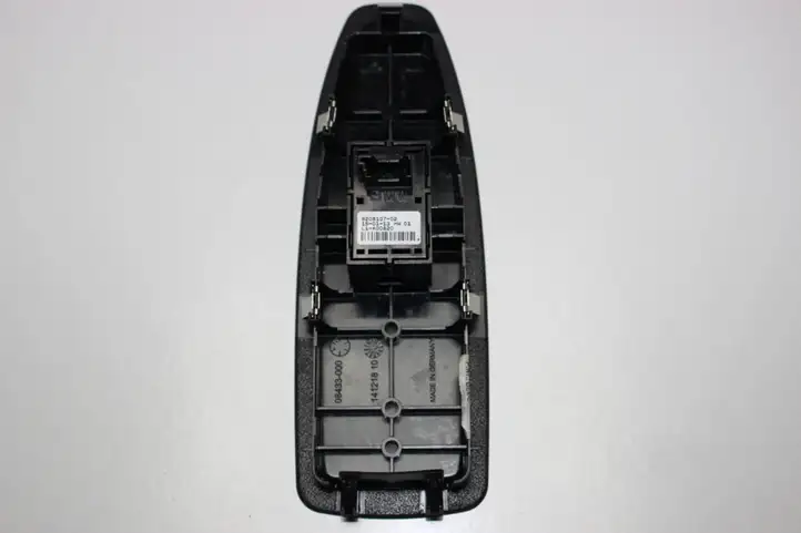 BMW 3 F30 F35 F31 (2012 - 2018) 9208107 Блок кнопок стеклоподъемников — фото 3