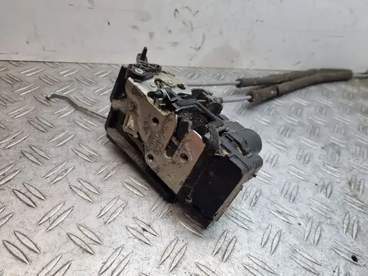 Chevrolet Epica (2006 - 2009)  A046818 Замок задней двери