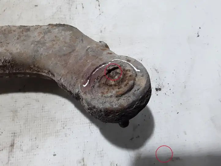 Renault Master II (2004 - 2010)  8200782732 Вилы