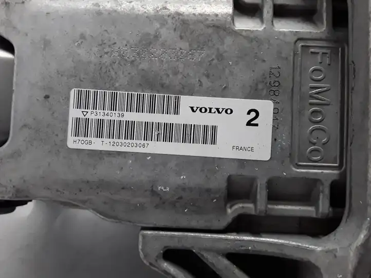 Volvo C70 (2009 - 2013) 31340139 Крестовина кардана — фото 3