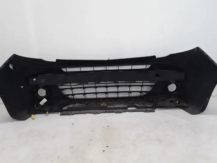 Renault Kangoo II (2008 - 2014)  8200499016 Передний бампер