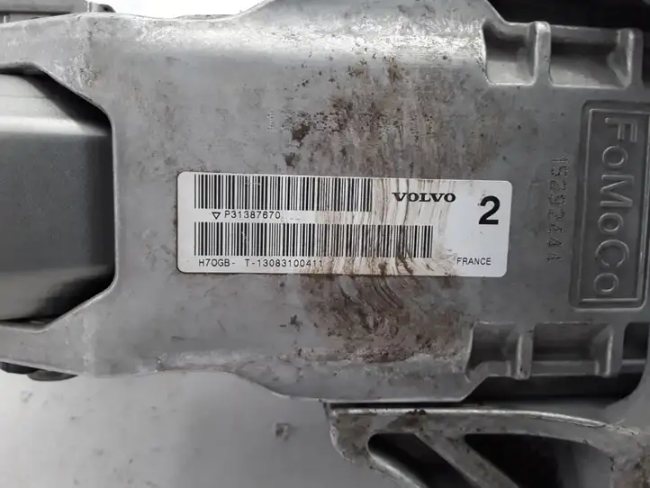 Volvo V60 (2013 - 2018) 31387875 Крестовина кардана — фото 3
