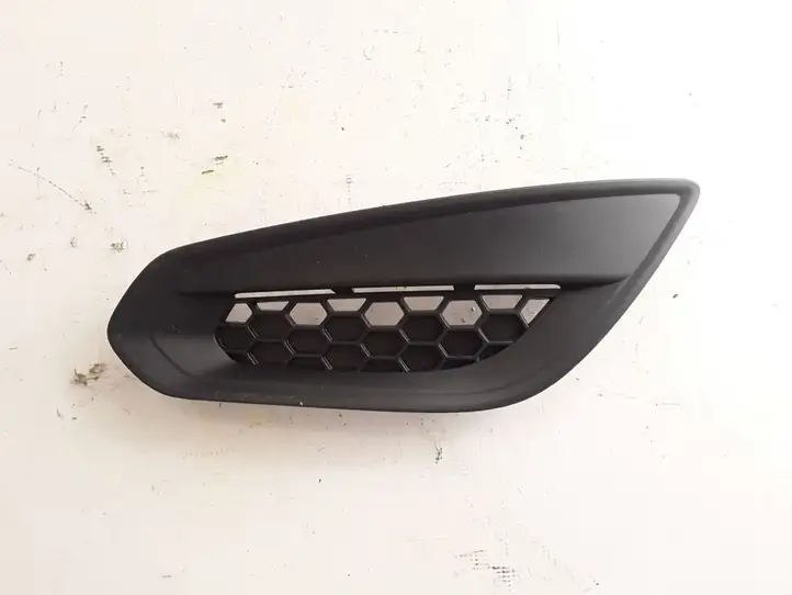 Volvo V60 (2010 - 2013) 31294129 Нижняя решетка переднего бампера — фото 1