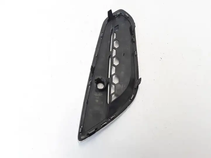 Volvo S60 (2004 - 2010) 31294135 Нижняя решетка переднего бампера — фото 4