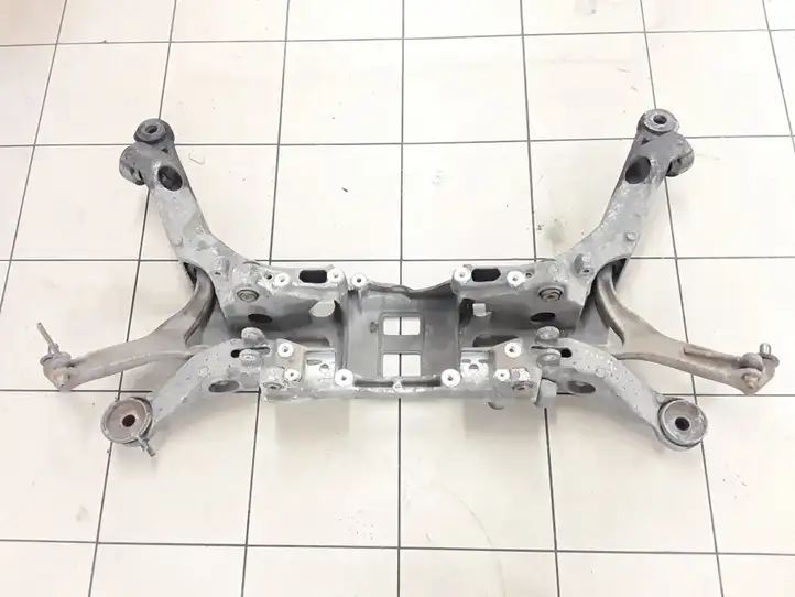 Volvo XC70 (2000 - 2004) 8250451 Задний мост — фото 1