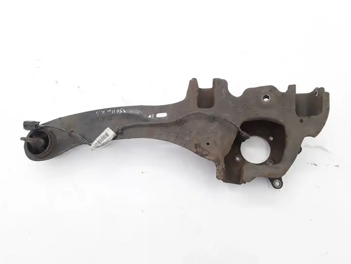 Volvo V50 (2008 - 2012)  30736776 Задний поворотный кулак