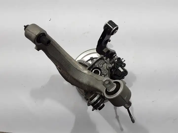 Volvo XC90 (2014 - 2019)   Ступица