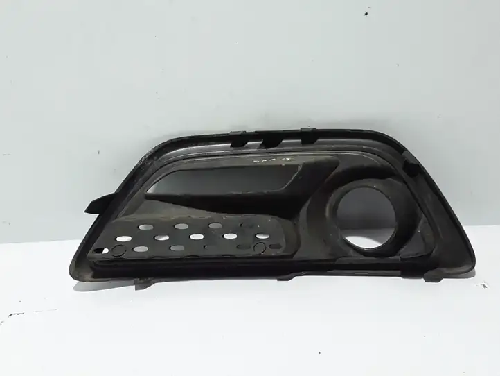 Renault Captur (2013 - 2020) 620752406R Нижняя решетка переднего бампера — фото 3