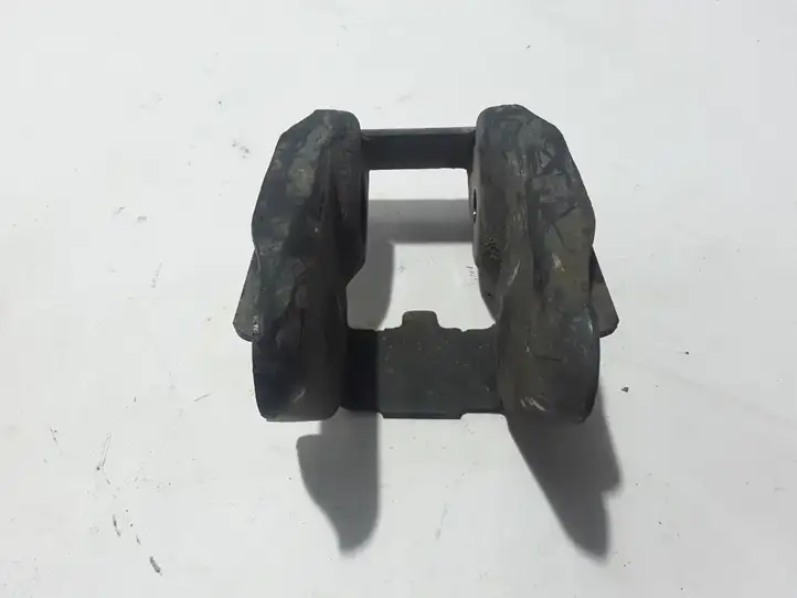 Opel Vivaro (2014 - 2018)  551A61666R Другая часть задней подвески