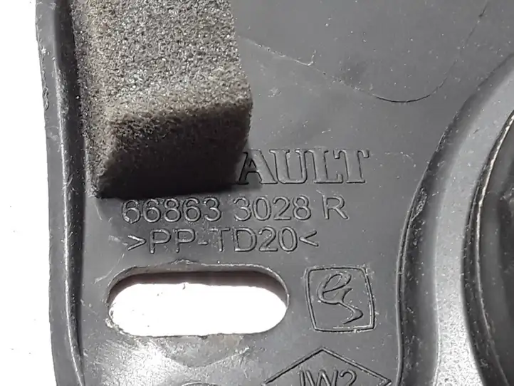 Renault Scenic IV - Grand scenic IV (2016 - )  668633028R Накладки стеклоочистителей (жабо)