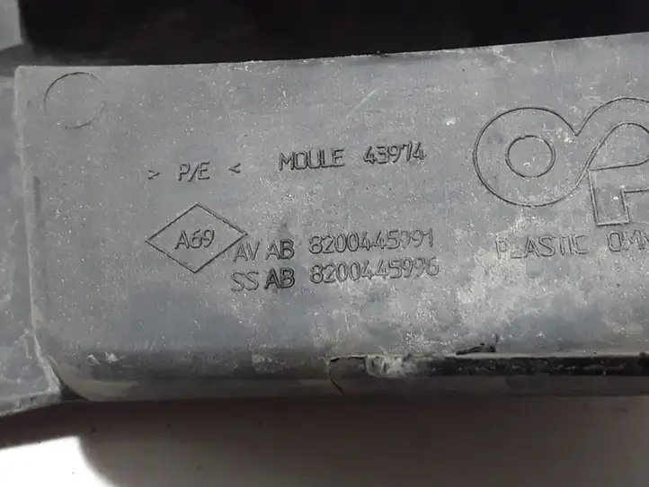 Renault Thalia (2001 - 2008)  8200445991 Декоративная решётка противотуманной фары