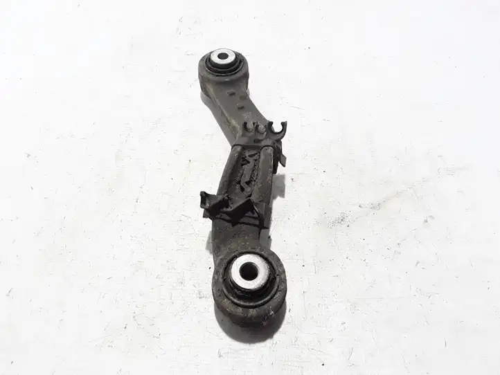 BMW 5 F10 F11 (2009 - 2016)  6782136 Рычаг