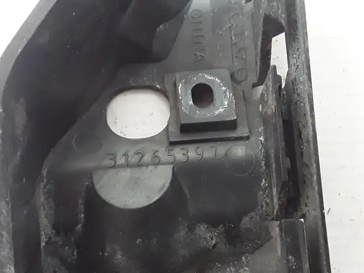 Volvo V50 (2008 - 2012)  31265397 Передний держатель бампера