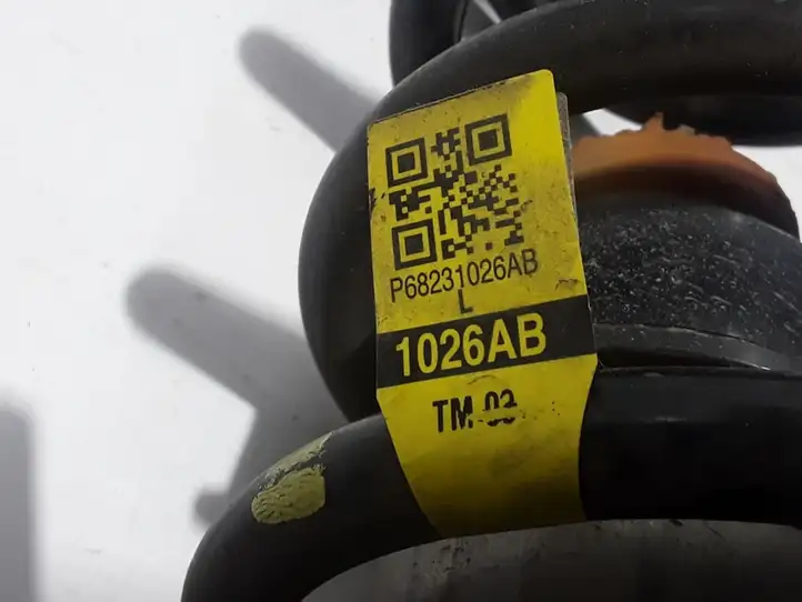 Chrysler Pacifica (2016 - )  68231026AB Пружина