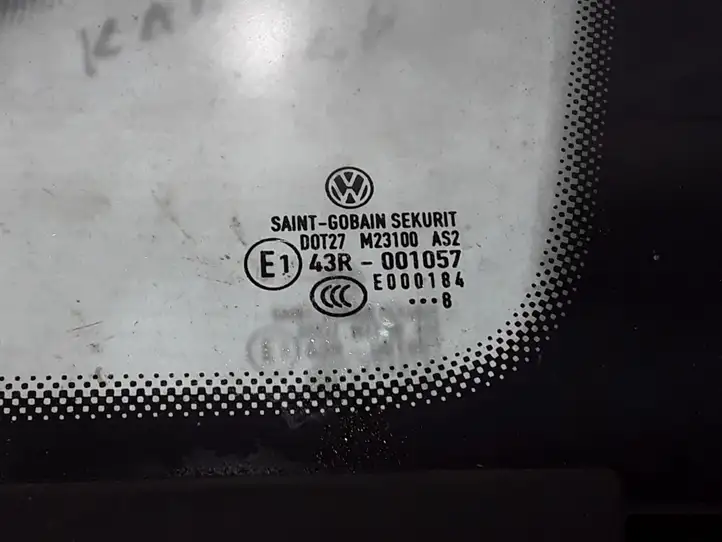 Volkswagen Caddy (2004 - 2010) 2K0845411G Треугольное стекло кузова — фото 3