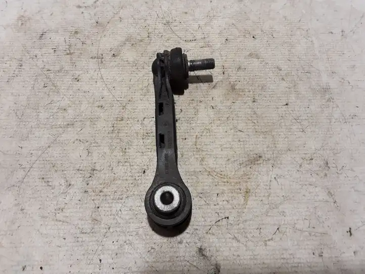 BMW 5 G30 G31 (2016 - )  6861482 Задняя тяга стабилизатора