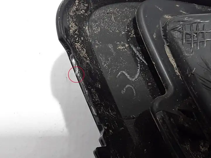 Chrysler Pacifica (2016 - ) 68229007AA Нижняя решетка переднего бампера — фото 4