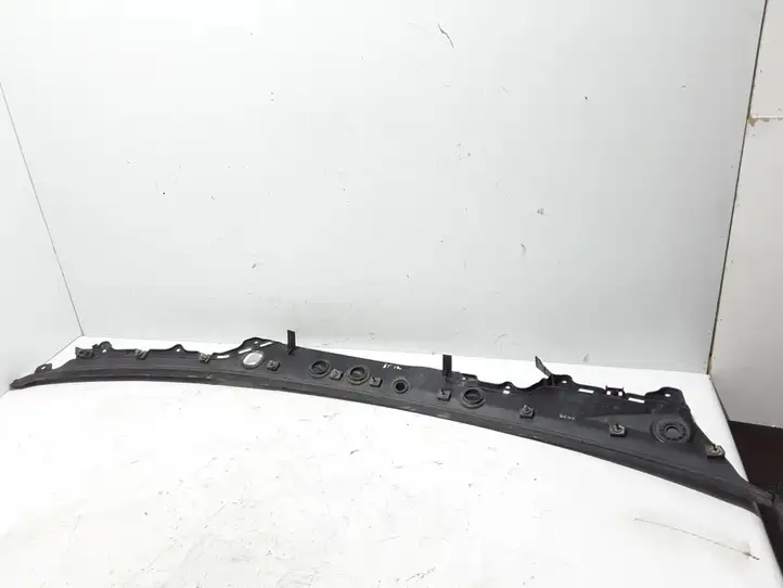 BMW 5 GT F07 (2010 - 2017)  7199752 Накладки стеклоочистителей (жабо)