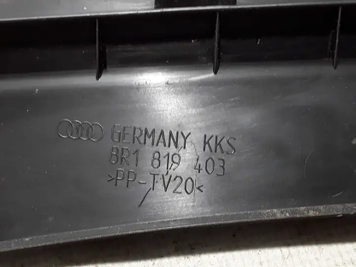 Audi Q5 SQ5 (2008 - 2012) 8R1819403 Жабо стеклоочистителей — фото 3