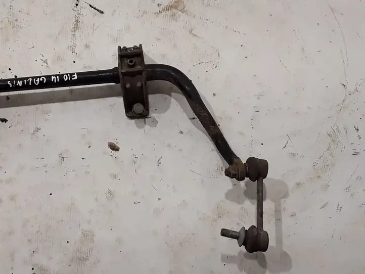 BMW 5 F10 F11 (2009 - 2016)   Тяга стабилизатора