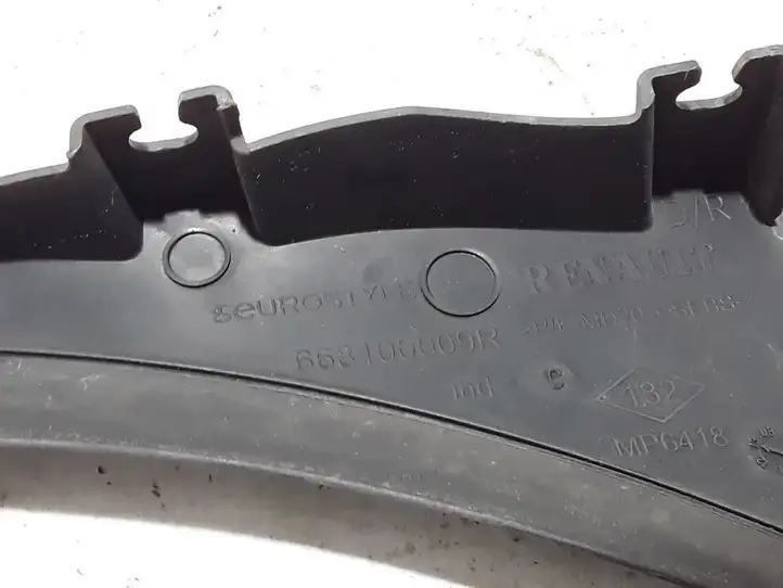 Renault Master III (2010 - )  668100009R Накладки стеклоочистителей (жабо)