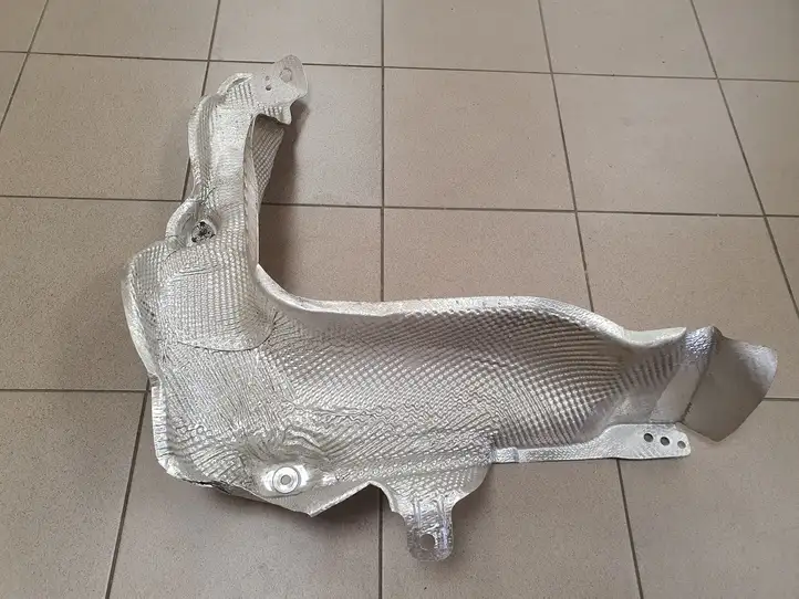 Audi Q2 - (2021 - ) 5Q0825735B Защита топливного бака — фото 1