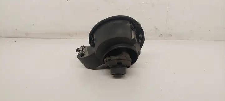 Audi A3/S3 8P (2003 - 2005) 8P0809999B Крышка топливного бака — фото 2