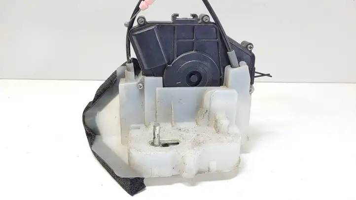 Subaru Forester SH (2008 - 2013)   Замок задней двери