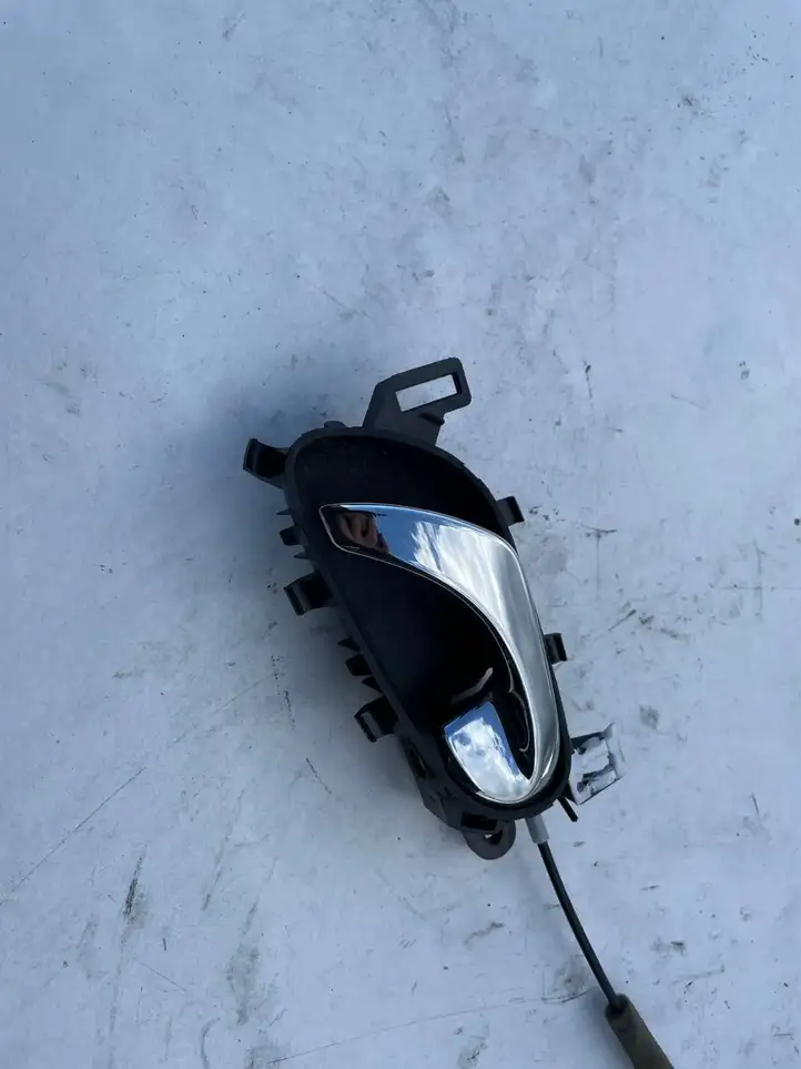 Renault Kadjar (2015 - 2018) 806714EA Внутренняя ручка задней двери — фото 3