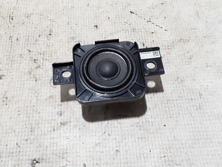 Volvo XC60 (2017 - )  32201745 Громкоговоритель (громкоговорители) высокой частоты в передних дверях