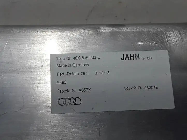 Audi A6 C7 (2014 - 2018) 4G0616203C Прочие детали моторного отсека — фото 3