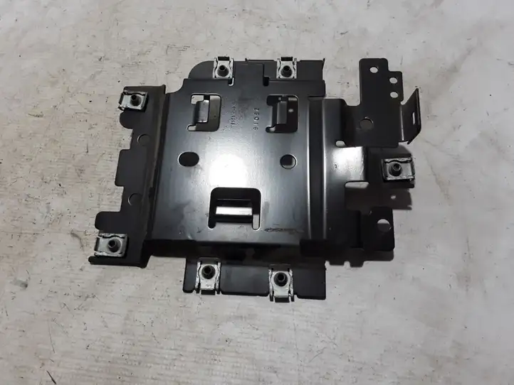 Dodge Durango (2013 - )  68251949AB Другая деталь отсека двигателя