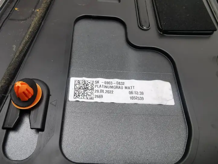 Audi Q2 - (2016 - ) 81A853378A Облицовка заднего бокового стекла — фото 8