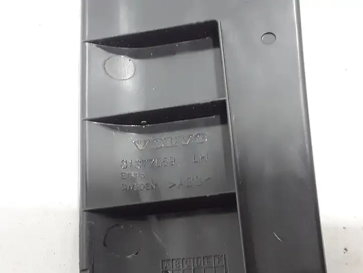 Volvo S90 (2016 - 2020)  31377659 Отделка стойки (D) (верхняя)